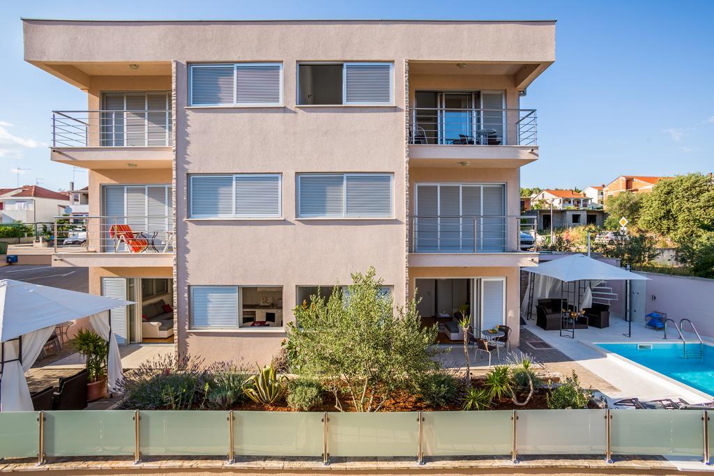Apartment Falcon Stari Grad  Kamer foto