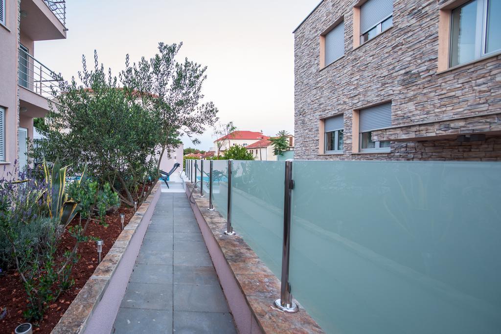 Apartment Falcon Stari Grad  Kamer foto