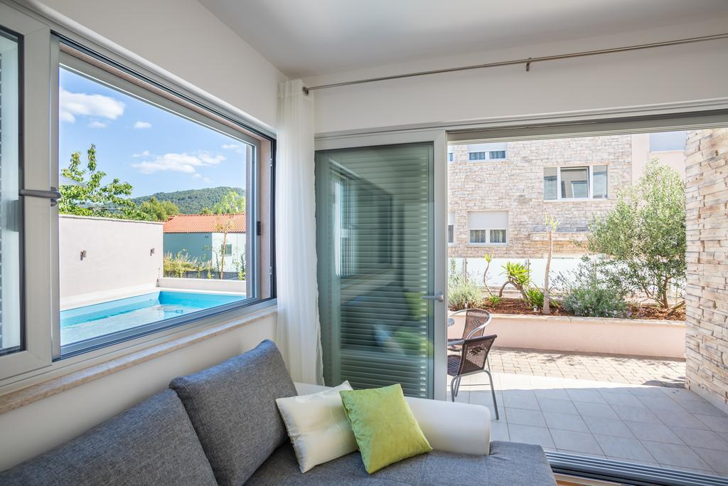 Apartment Falcon Stari Grad  Kamer foto