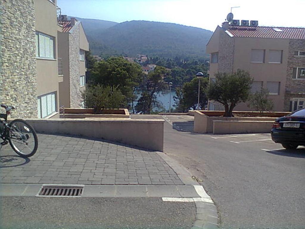 Apartment Falcon Stari Grad  Kamer foto