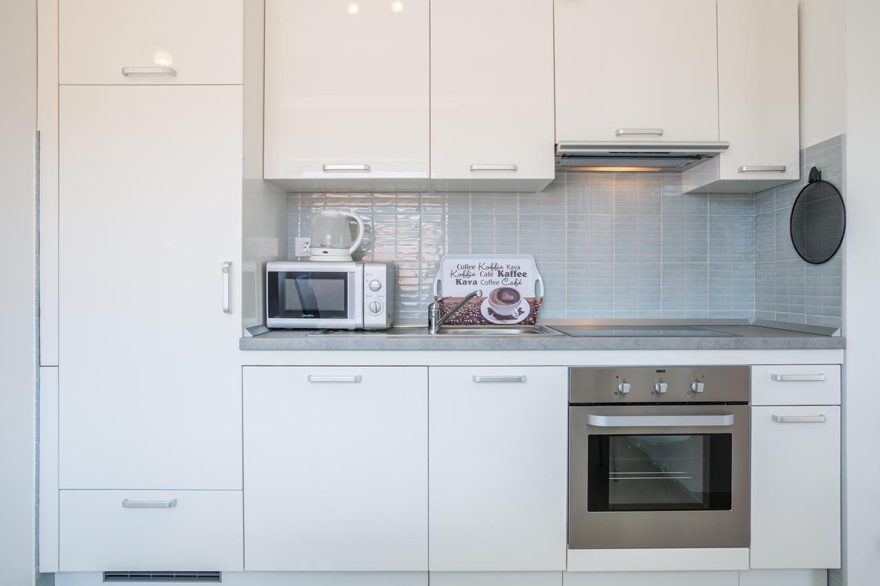 Apartment Falcon Stari Grad  Buitenkant foto